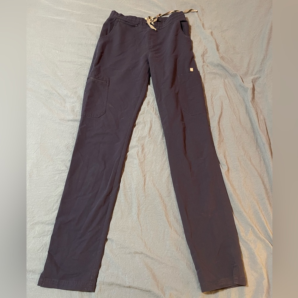 FIGS Yola Skinny Scrub • XST • Navy